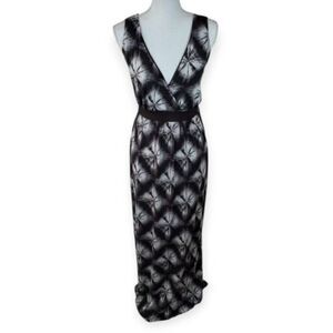 RHAPSADY BLACK, GRAY, & WHITE PLUNGE MAXI DRESS SZ.1X EUC.